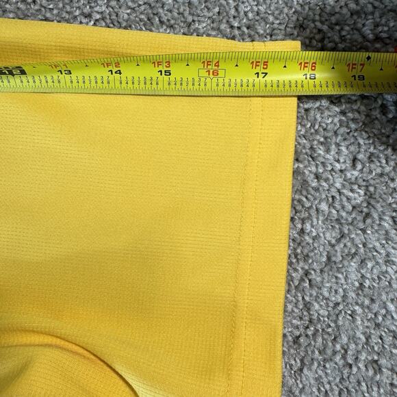 George Polo Shirt Men's XLarge Yellow with Geometric Pattern 100%v Polyester - Picture 6 of 7